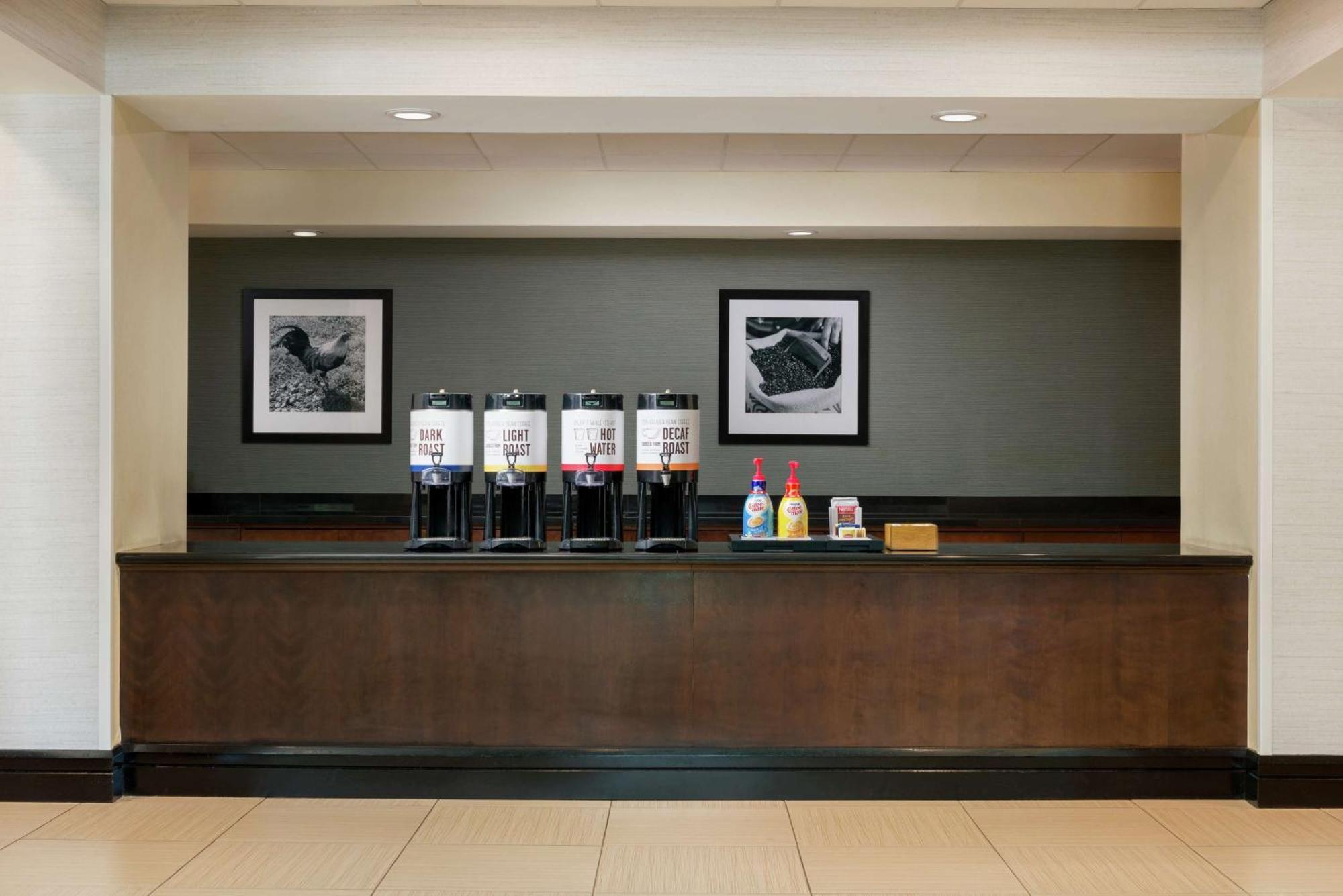 Hampton Inn & Suites National Harbor/Alexandria Area Esterno foto